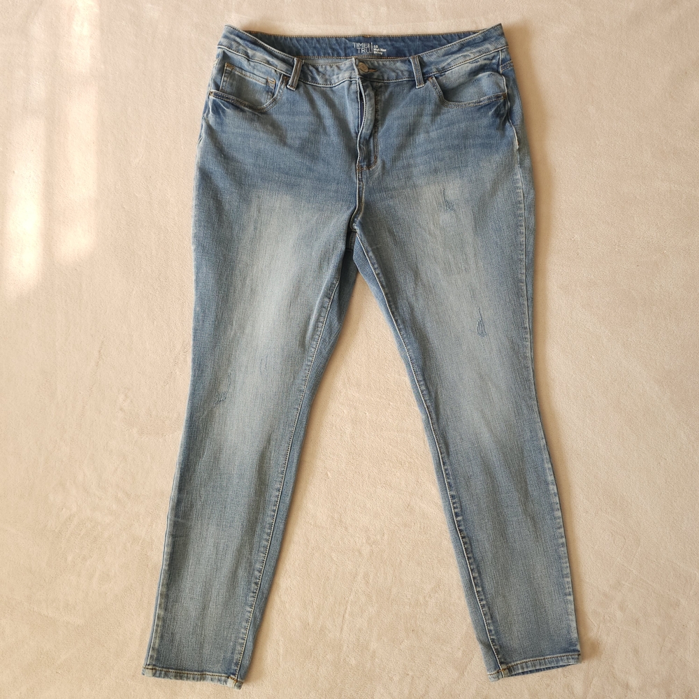 Time and Tru Blue Light Wash Denim Stretch High Rise Skinny Jeans